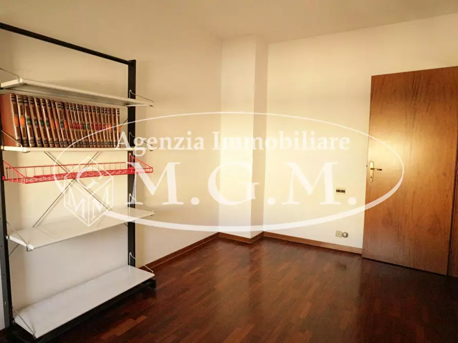 Immagine 13 di Appartamento in vendita  a Pontedera