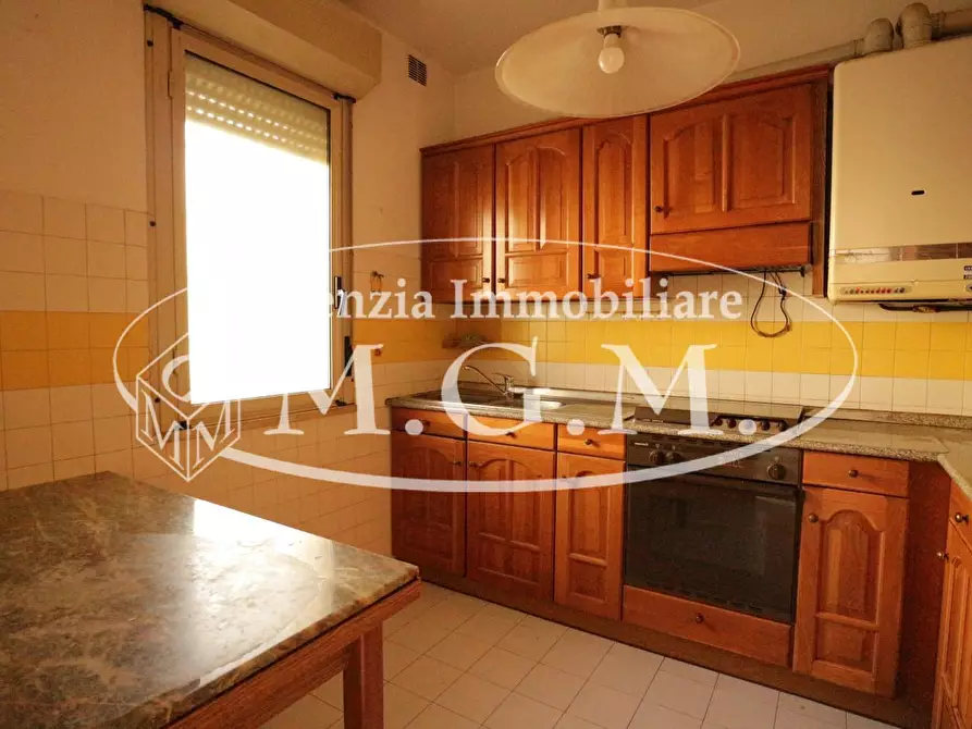 Immagine 7 di Appartamento in vendita  a Pontedera