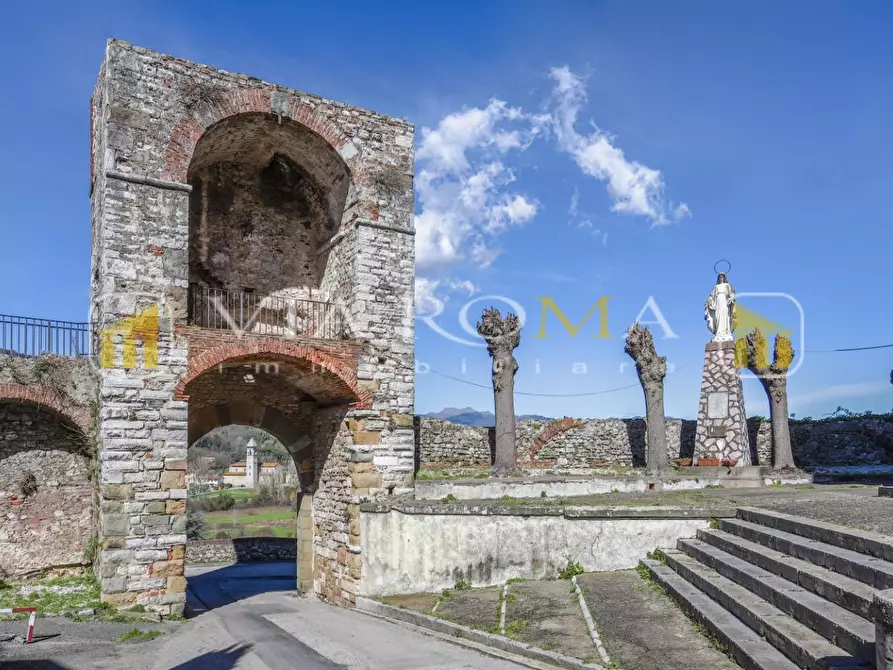 Immagine 28 di Terratetto in vendita  a Lucca