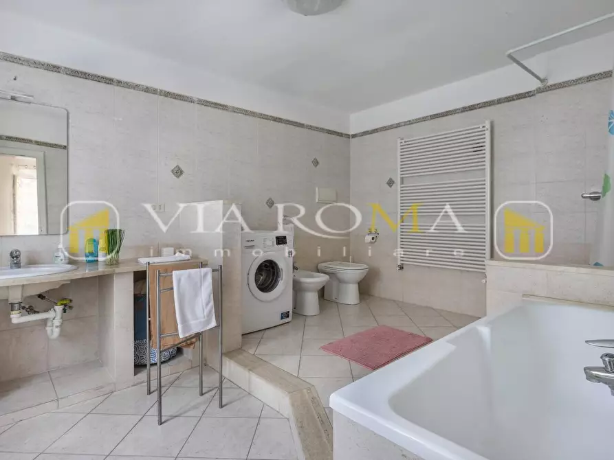 Immagine 22 di Terratetto in vendita  a Lucca