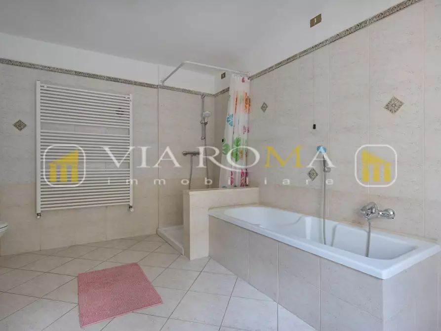 Immagine 24 di Terratetto in vendita  a Lucca