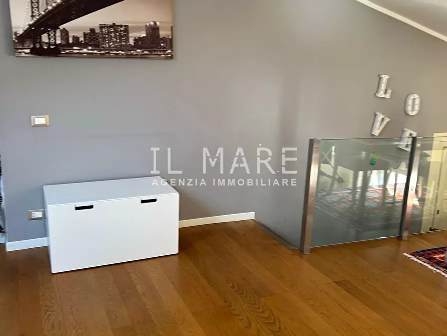 Immagine 6 di Appartamento in vendita  a Massa