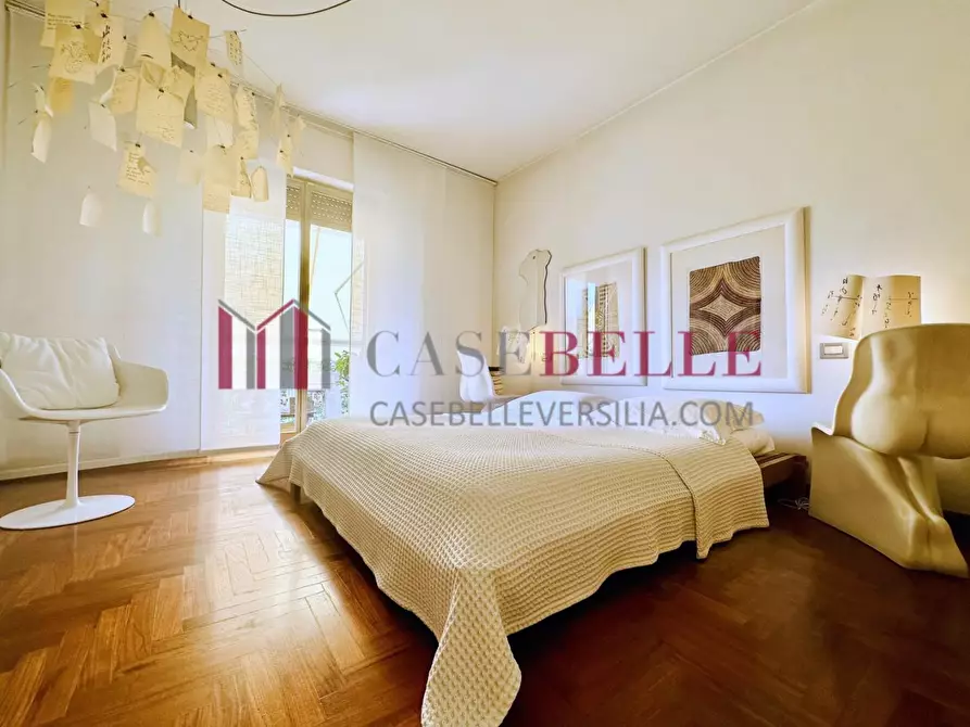 Immagine 21 di Mansarda in vendita  a Massa