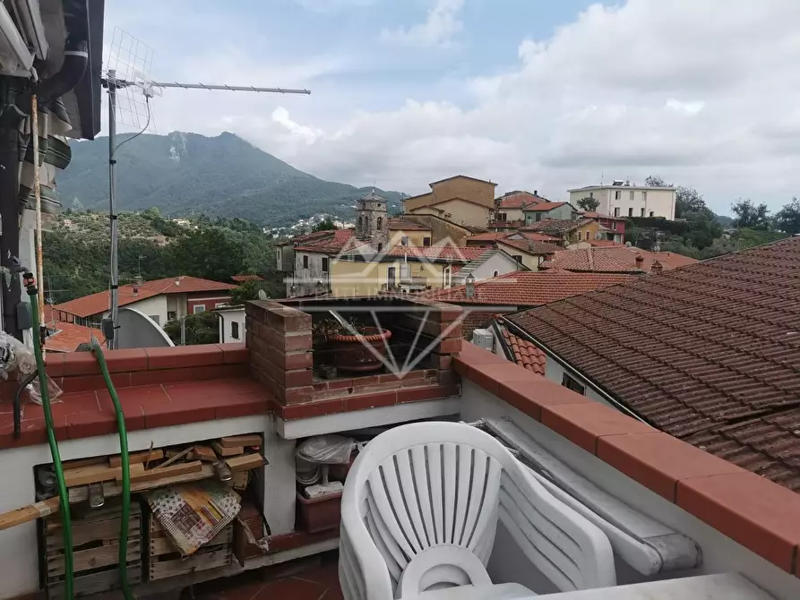 Immagine 20 di Porzione di casa in vendita  a Carrara