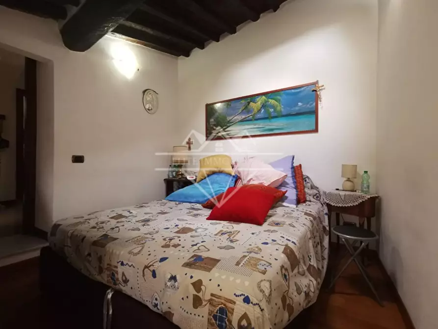 Immagine 11 di Porzione di casa in vendita  a Carrara