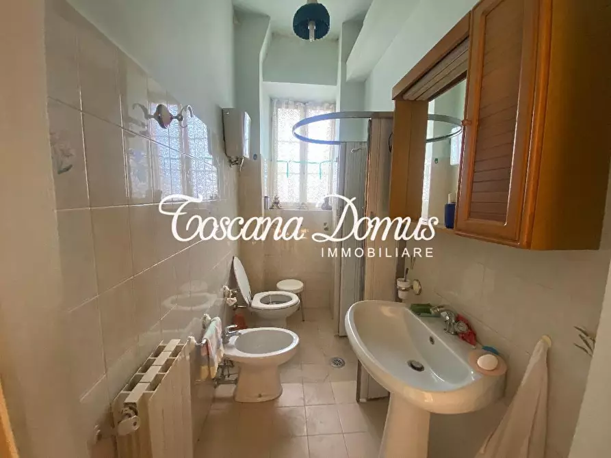 Immagine 4 di Appartamento in vendita  a Siena