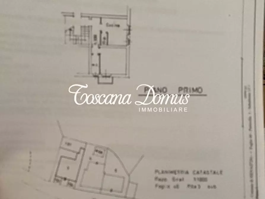 Immagine 12 di Appartamento in vendita  a Siena