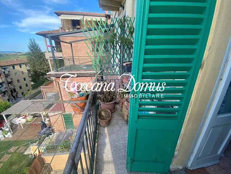 Immagine 6 di Appartamento in vendita  a Siena