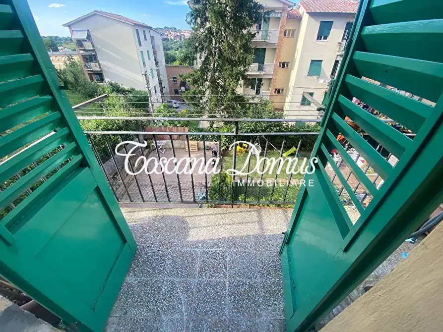 Immagine 8 di Appartamento in vendita  a Siena