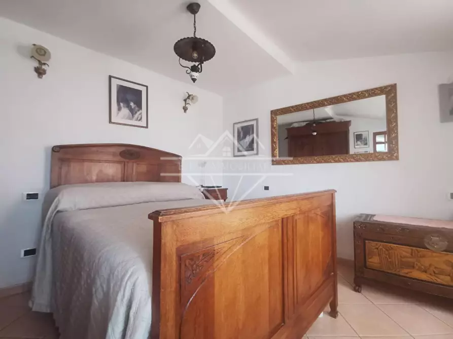 Immagine 15 di Casa semindipendente in vendita  a Carrara