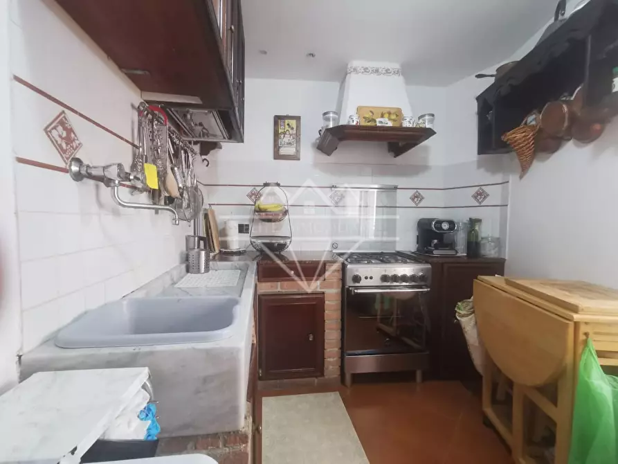 Immagine 8 di Casa semindipendente in vendita  a Carrara