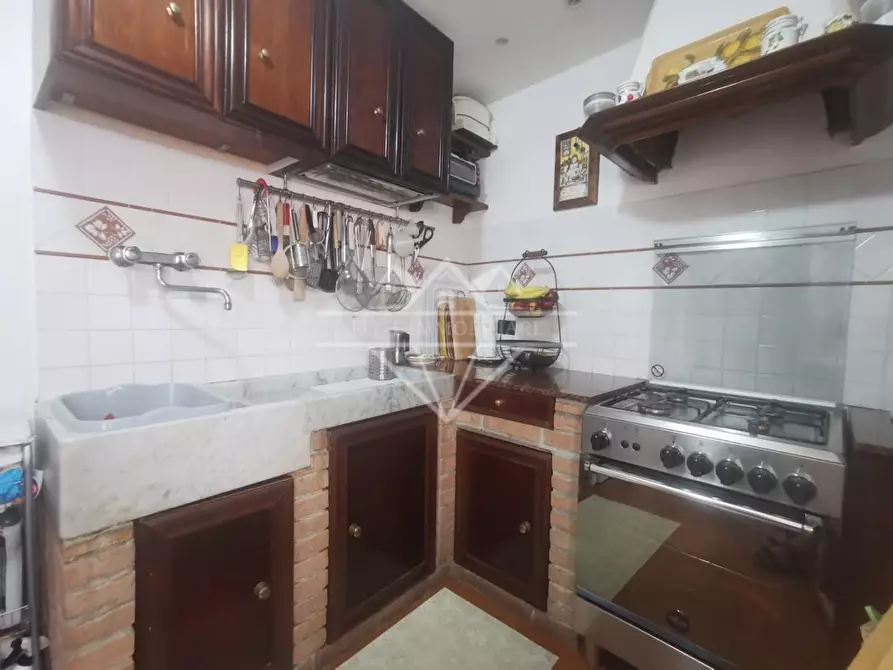 Immagine 7 di Casa semindipendente in vendita  a Carrara