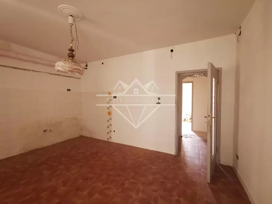 Immagine 6 di Appartamento in vendita  a Carrara