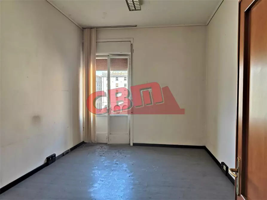 Immagine 5 di Ufficio in affitto  a Livorno