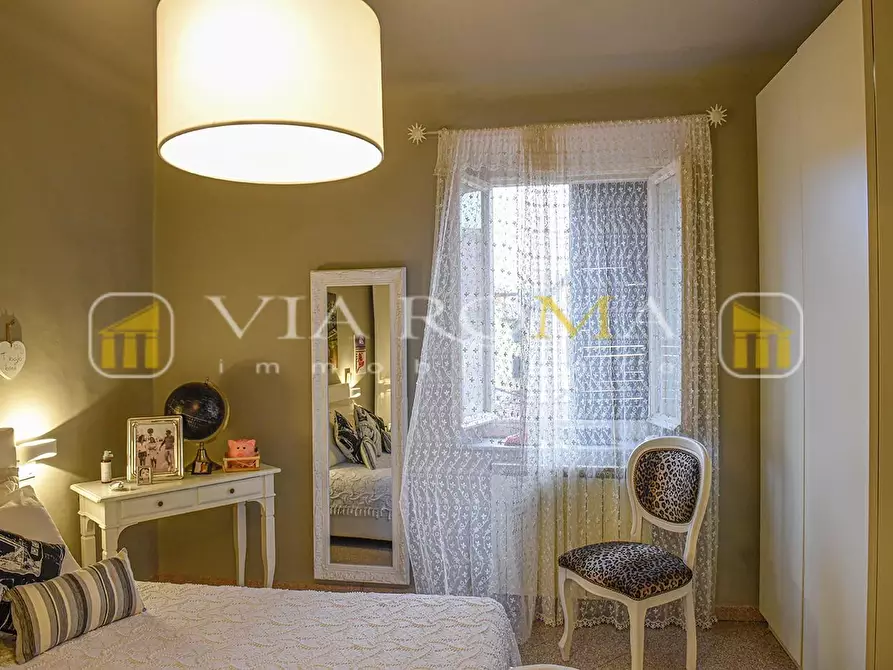 Immagine 6 di Appartamento in vendita  a Lucca