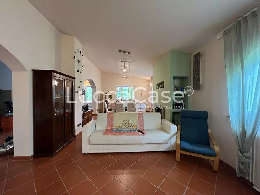 Immagine 14 di Villa in vendita  a Capannori