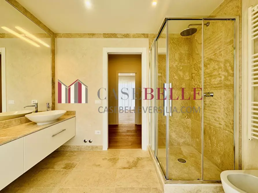 Immagine 30 di Casa indipendente in vendita  a Pietrasanta