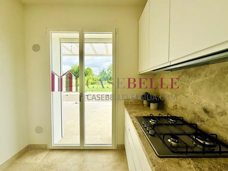 Immagine 12 di Casa indipendente in vendita  a Pietrasanta