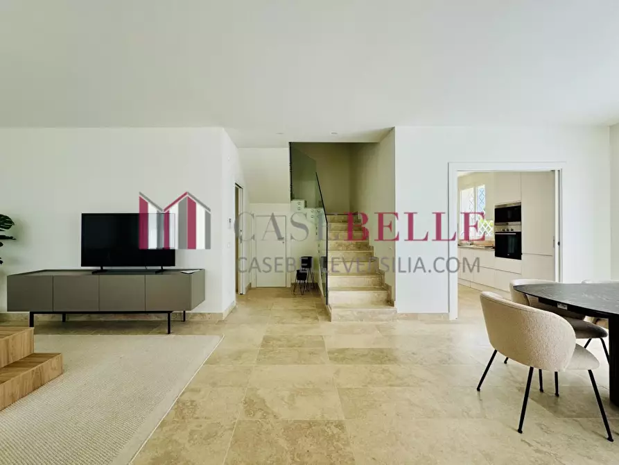 Immagine 3 di Casa indipendente in vendita  a Pietrasanta