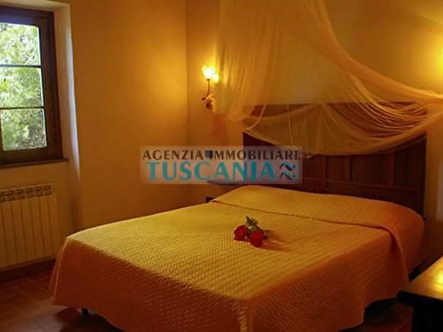 Immagine 39 di Agriturismo in vendita  a Volterra