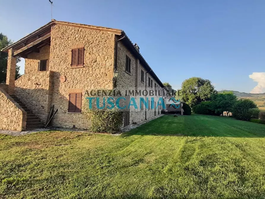 Immagine 22 di Agriturismo in vendita  a Volterra