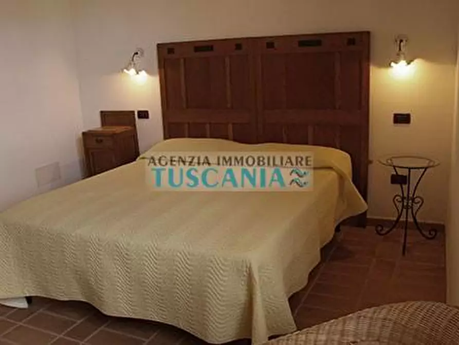 Immagine 35 di Agriturismo in vendita  a Volterra