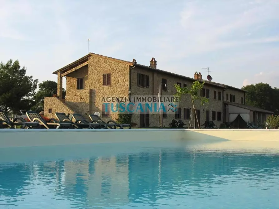 Immagine 45 di Agriturismo in vendita  a Volterra