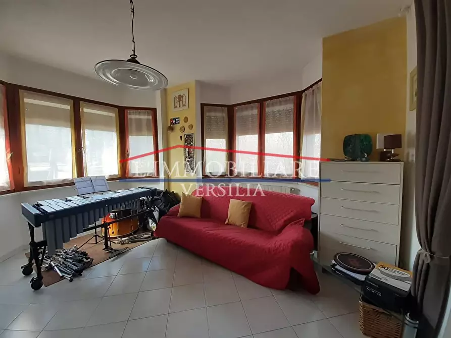 Immagine 5 di Casa bifamiliare in vendita  a Massa