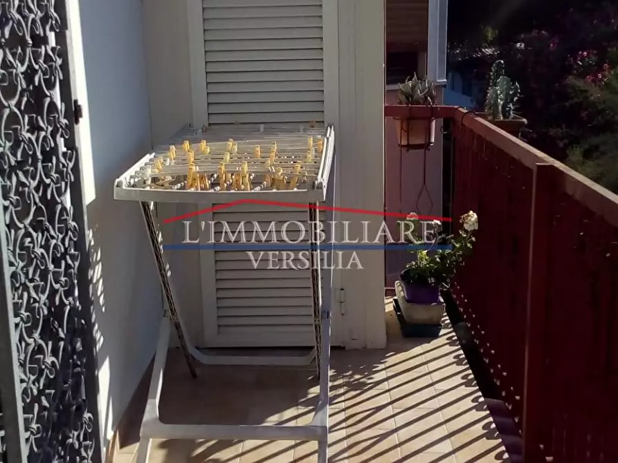 Immagine 8 di Casa bifamiliare in vendita  a Massa