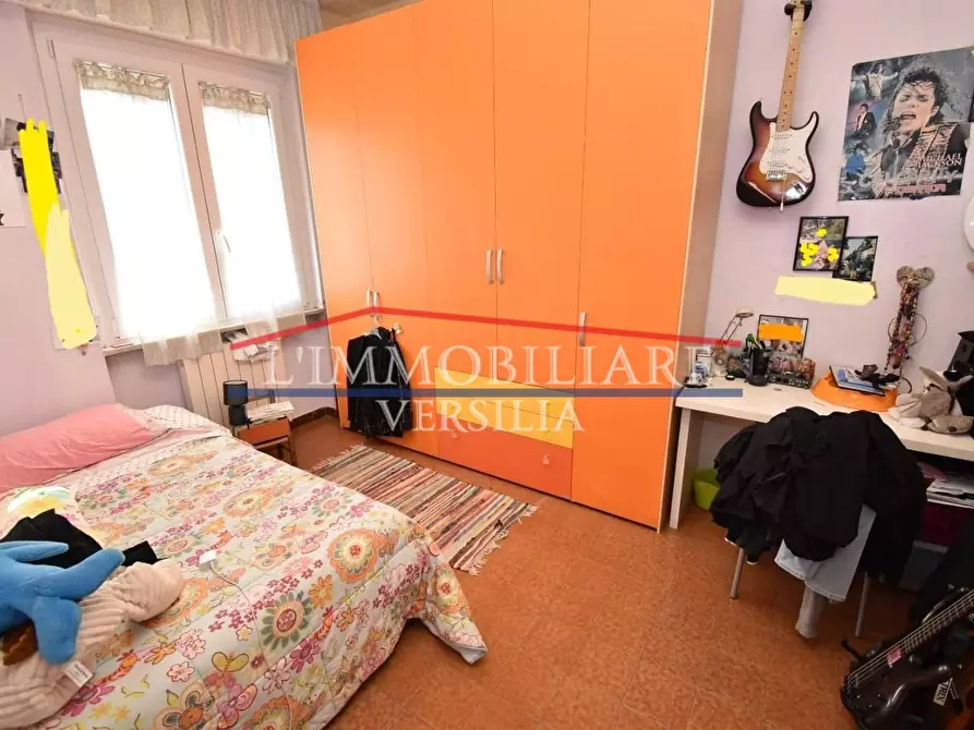 Immagine 13 di Casa bifamiliare in vendita  a Massa