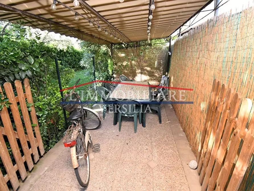 Immagine 17 di Casa bifamiliare in vendita  a Massa