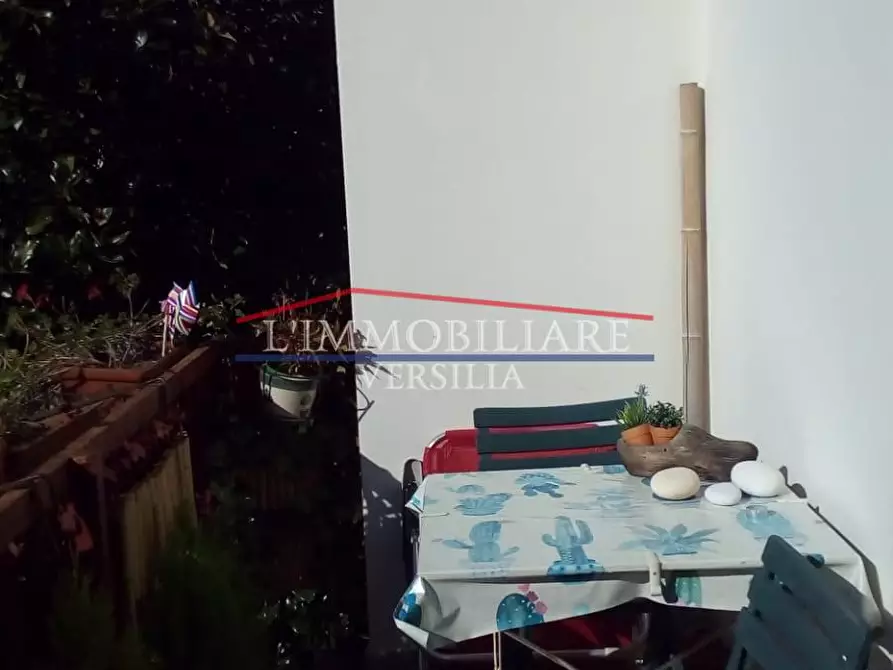 Immagine 18 di Casa bifamiliare in vendita  a Massa