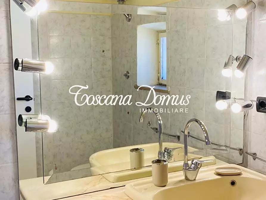 Immagine 15 di Appartamento in vendita  a Siena