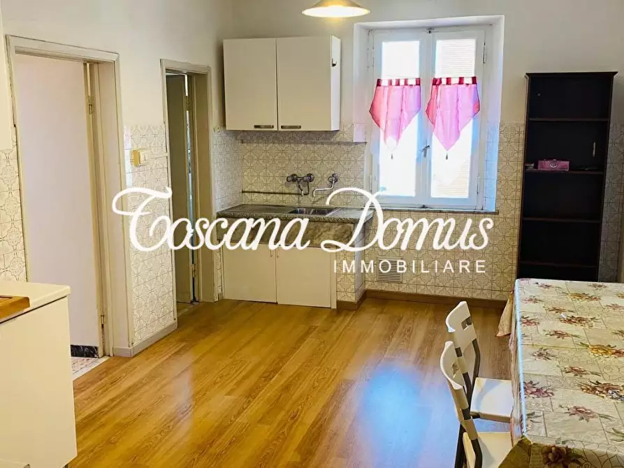 Immagine 1 di Appartamento in vendita  a Siena