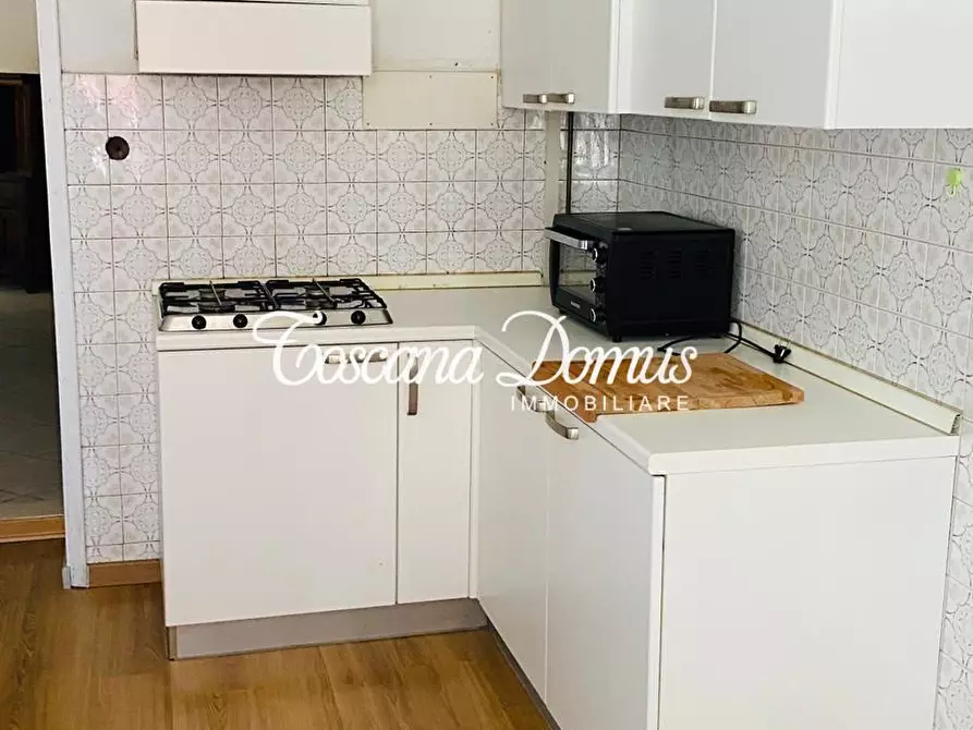 Immagine 4 di Appartamento in vendita  a Siena