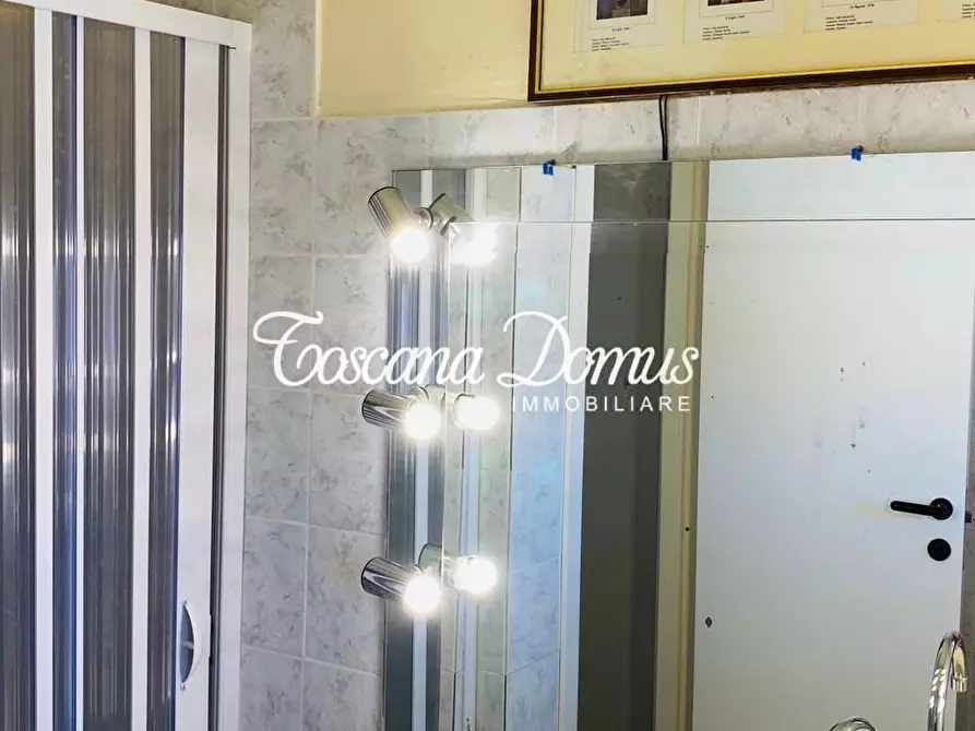 Immagine 14 di Appartamento in vendita  a Siena