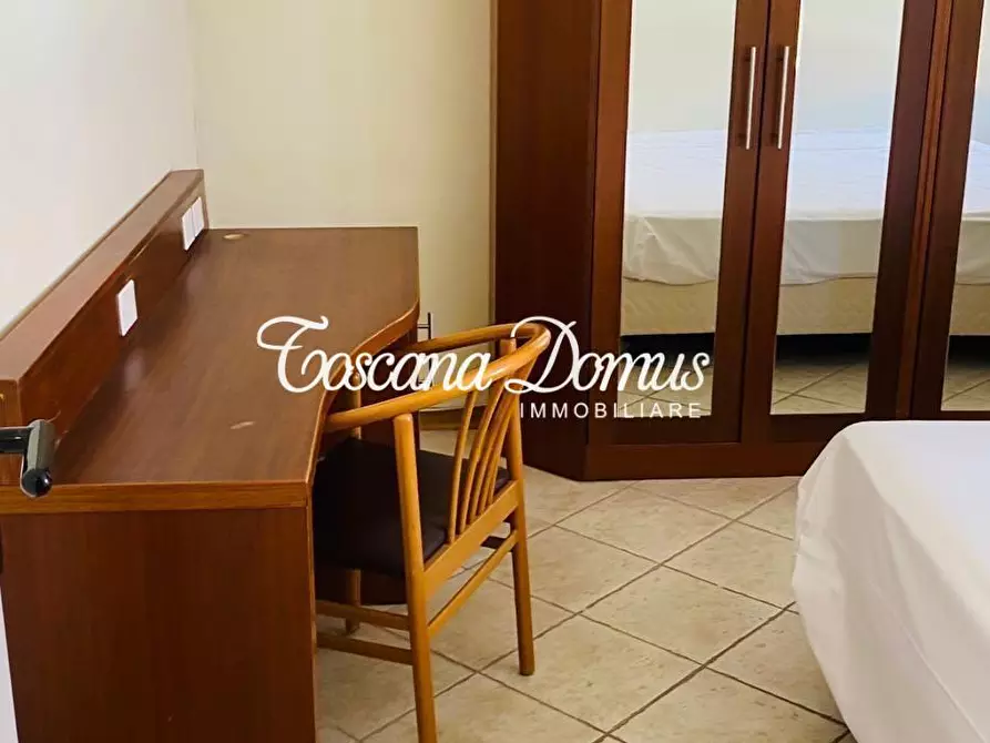 Immagine 9 di Appartamento in vendita  a Siena