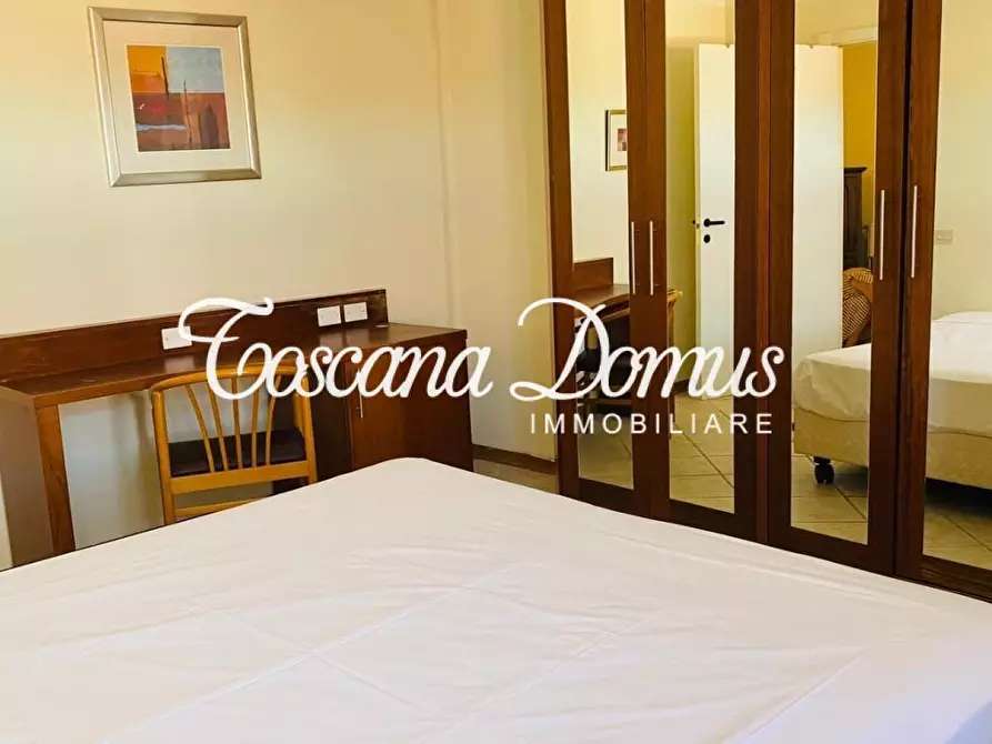 Immagine 16 di Appartamento in vendita  a Siena