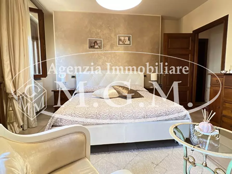 Immagine 23 di Villetta a schiera in vendita  a Santa Maria A Monte