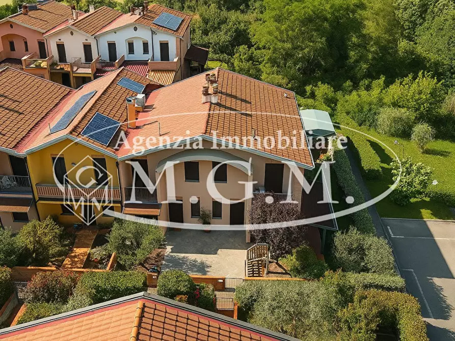 Immagine 2 di Villetta a schiera in vendita  a Santa Maria A Monte