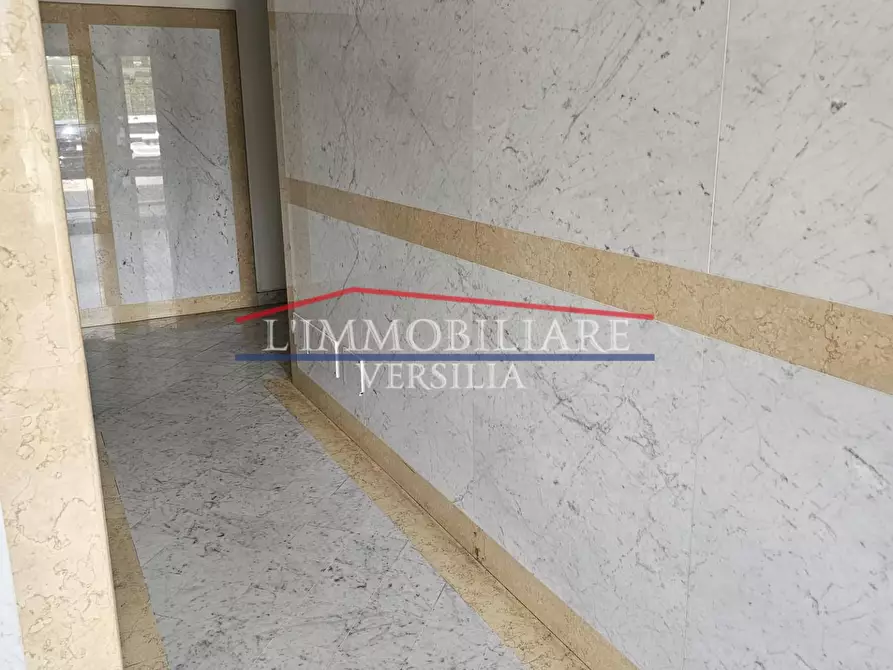 Immagine 12 di Appartamento in vendita  a Carrara