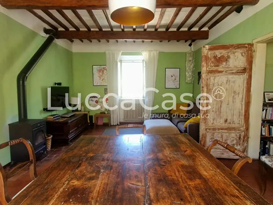 Immagine 13 di Casa colonica in vendita  a Capannori