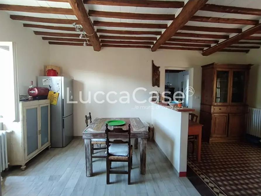 Immagine 7 di Casa colonica in vendita  a Capannori