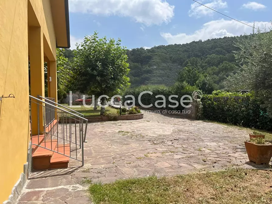 Immagine 32 di Villa in vendita  a Porcari
