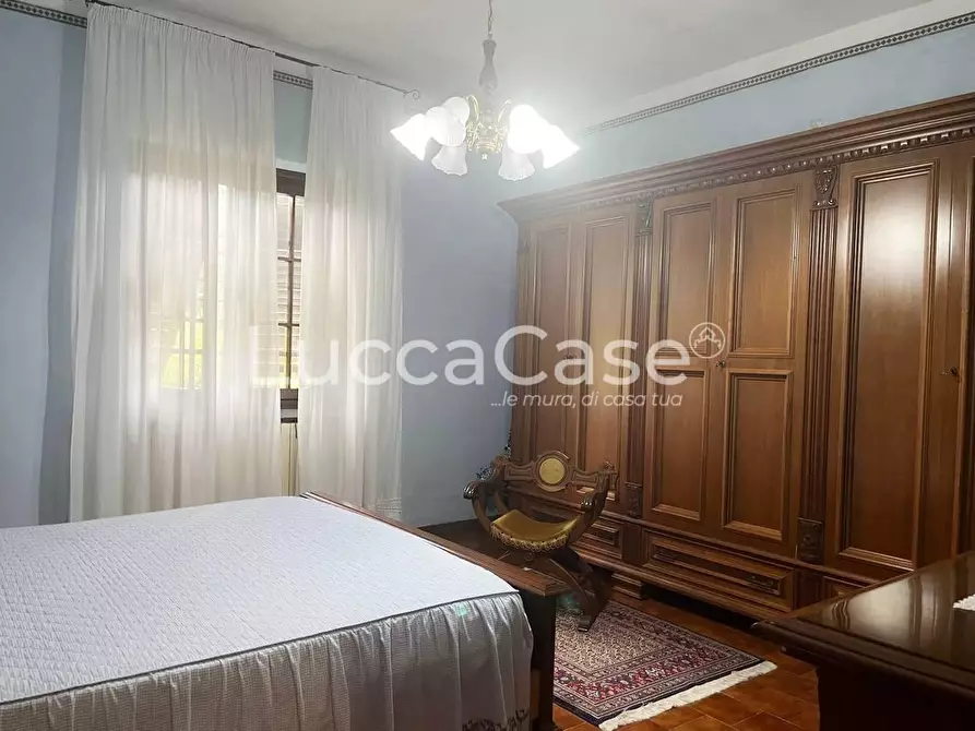 Immagine 23 di Villa in vendita  a Porcari