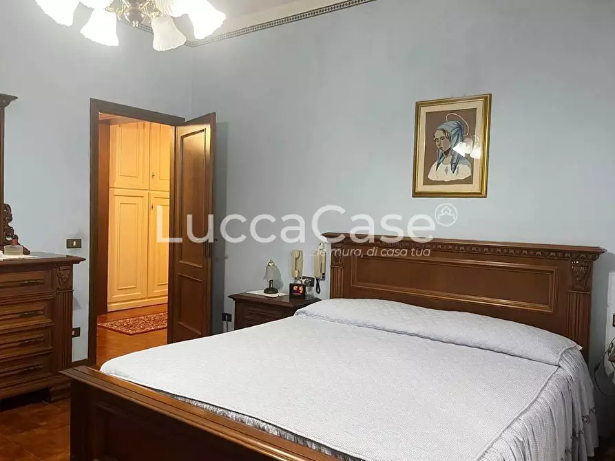 Immagine 22 di Villa in vendita  a Porcari