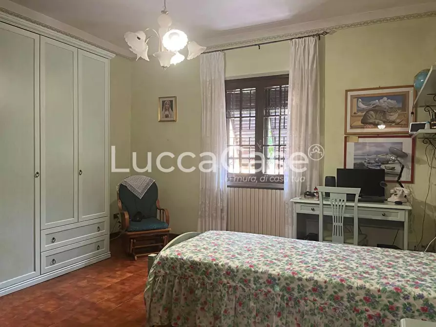 Immagine 25 di Villa in vendita  a Porcari