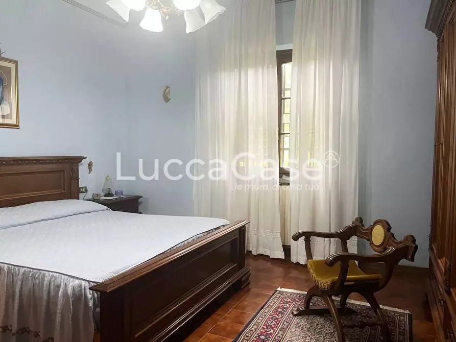 Immagine 21 di Villa in vendita  a Porcari