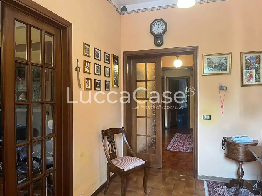 Immagine 12 di Villa in vendita  a Porcari