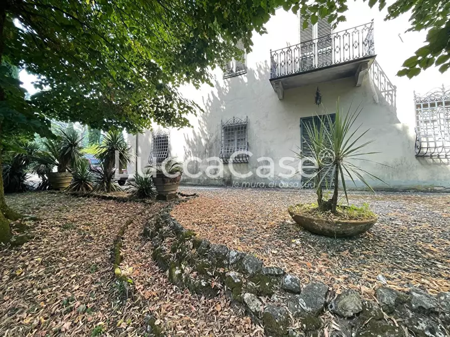 Immagine 43 di Immobile di prestigio in vendita  a Lucca